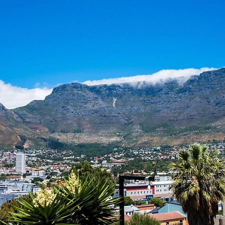 Table Mountain Inn Cape Town Bagian luar foto